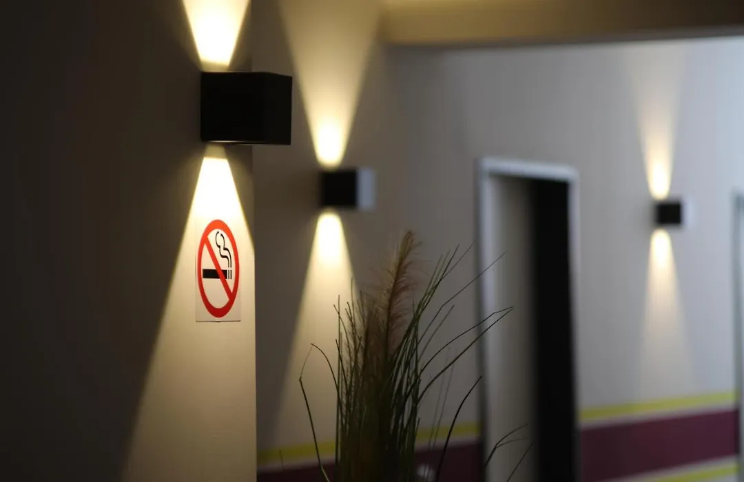 Elsaesser Hostel-1